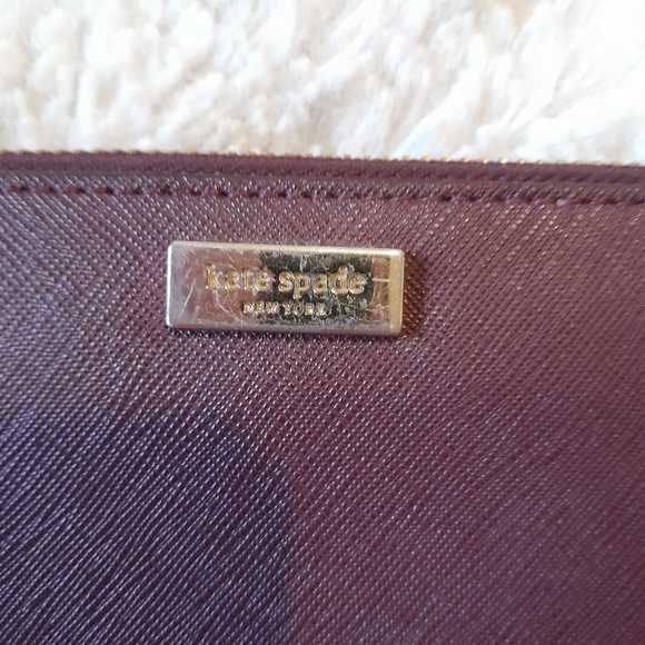 Kate Spade Laurel Way Nada Wallet EUC - Picture 2 of 12